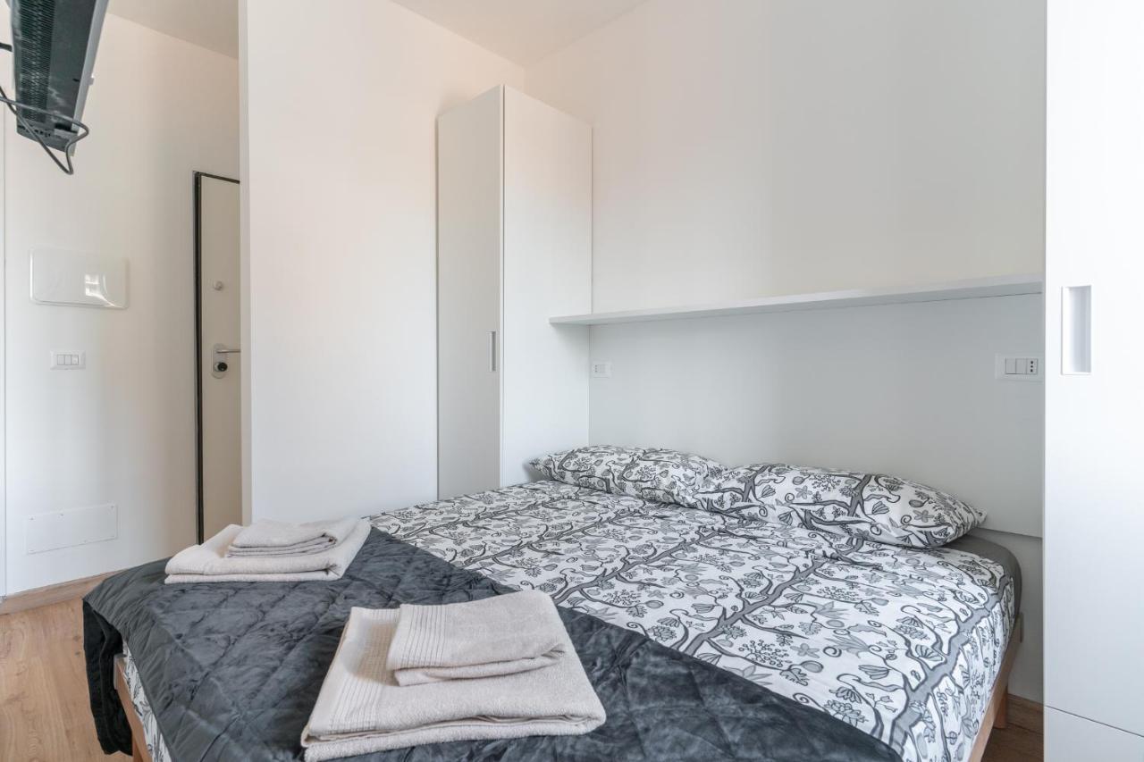 Cimiano Suite 21, New Apartment Милан Экстерьер фото