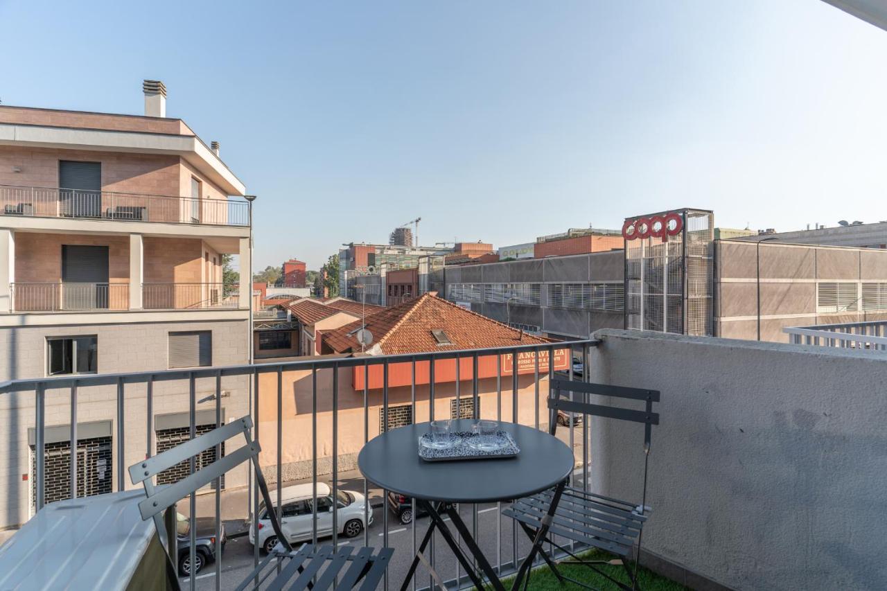 Cimiano Suite 21, New Apartment Милан Экстерьер фото